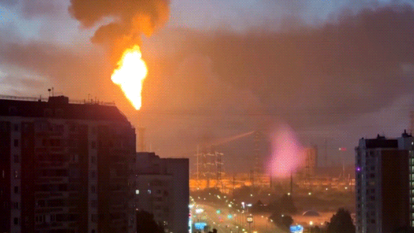 L’Ucraina prende di mira la Russia con oltre 1.000 droni, uccidendone 2 mentre Mosca tiene l’ultimo giorno delle elezioni L’Ucraina prende di mira la Russia con oltre 1.000 droni, uccidendone 2 mentre Mosca tiene l’ultimo giorno delle elezioni