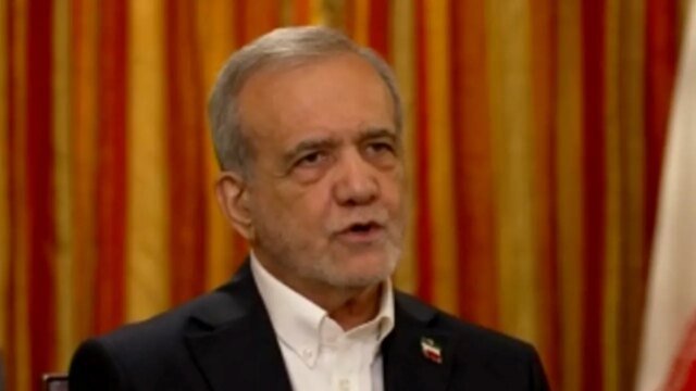 Il presidente iraniano incolpa gli Stati Uniti per il conflitto in Medio Oriente mentre nega le ambizioni nucleari e si offre di diluire l’uranio Il presidente iraniano incolpa gli Stati Uniti per il conflitto in Medio Oriente mentre nega le ambizioni nucleari e si offre di diluire l’uranio