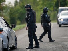 I sospetti terroristi della base aerea britannica vengono rilasciati su cauzione mentre l’Iran nega il collegamento