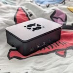Ho costruito una piccola console retrò per la mia TV per soli $ 109