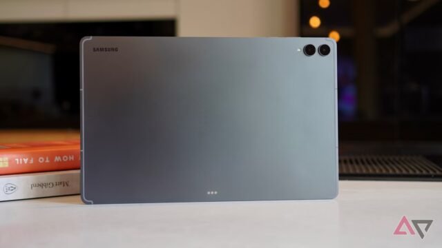 samsung-galaxy-tab-s12-ultra-rear-hero.JPG