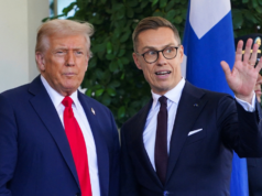Il finlandese Stubb attribuisce a Trump il merito di aver spinto i colloqui di pace in Ucraina, respingendo al contempo i timori di un’invasione russa