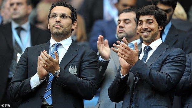 I legami diplomatici tra Regno Unito ed Emirati Arabi Uniti sono “sotto forte tensione” per la sentenza contro il Manchester City… con miliardi di investimenti in gioco I legami diplomatici tra Regno Unito ed Emirati Arabi Uniti sono “sotto forte tensione” per la sentenza contro il Manchester City… con miliardi di investimenti in gioco