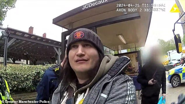 L’assassino sull’autobus: la polizia arresta un uomo polacco dopo aver smembrato un pensionato britannico e gettato parti del suo corpo in luoghi di bellezza L’assassino sull’autobus: la polizia arresta un uomo polacco dopo aver smembrato un pensionato britannico e gettato parti del suo corpo in luoghi di bellezza