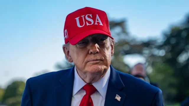 Trump valuta se unirsi alla lotta contro gli Houthi dopo che l’attacco all’aeroporto saudita ha ucciso 12 persone Trump valuta se unirsi alla lotta contro gli Houthi dopo che l’attacco all’aeroporto saudita ha ucciso 12 persone