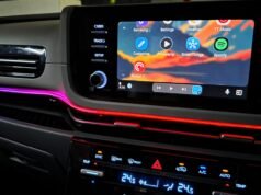 Android Auto sta testando una soluzione per la sua abitudine di chiamare più fastidiosa