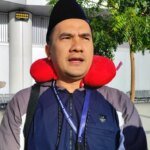 Saipul Jamil si unisce nel toccare Sarwendah e Ruben Onsu, chiede a entrambi di fare la pace: non resistere alle tentazioni, ok?