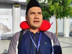 Saipul Jamil si unisce nel toccare Sarwendah e Ruben Onsu, chiede a entrambi di fare la pace: non resistere alle tentazioni, ok?