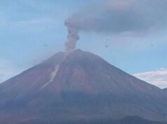 Il monte Semeru ha eruttato 9 volte oggi, l’altezza dell’eruzione ha raggiunto i 900 metri