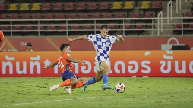 Rendendo orgogliosa l’Indonesia, Persib distrugge il Thai Club Port FC nel campionato per club ASEAN Rendendo orgogliosa l’Indonesia, Persib distrugge il Thai Club Port FC nel campionato per club ASEAN