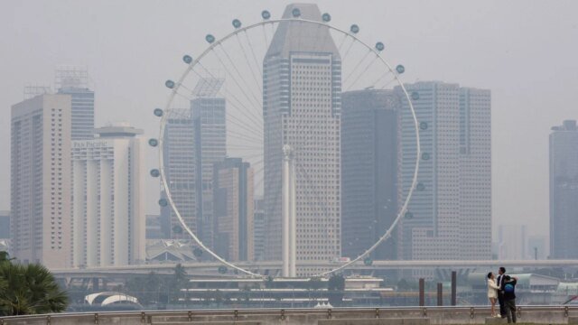 È prevista pioggia a Singapore, la foschia dovrebbe diradarsi oggi È prevista pioggia a Singapore, la foschia dovrebbe diradarsi oggi
