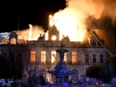 Smascherato: l’estremista di estrema sinistra sospettato di aver bruciato il municipio di 143 anni