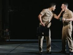 Recensione di Broadway “A Few Good Men”: Creaky Old Play di Aaron Sorkin