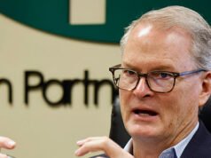 Adam Hamilton afferma che i cristiani non devono credere nella nascita da una vergine