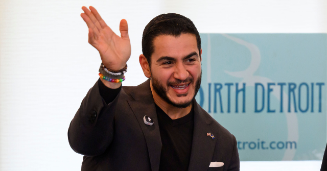 El-Sayed ripreso in un video afferma di avere la “doppia cittadinanza” nonostante la smentita della campagna El-Sayed ripreso in un video afferma di avere la “doppia cittadinanza” nonostante la smentita della campagna