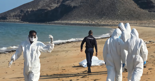 Oltre 130 migranti uccisi, compresi bambini, nel ribaltamento di una barca da Gibuti allo Yemen Oltre 130 migranti uccisi, compresi bambini, nel ribaltamento di una barca da Gibuti allo Yemen