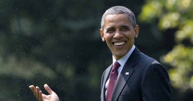 Rapporto: gli alleati di Obama nella sua fondazione ricevono una paga a sei cifre mentre i ranghi “oberati di lavoro” cercano di sindacalizzare Rapporto: gli alleati di Obama nella sua fondazione ricevono una paga a sei cifre mentre i ranghi “oberati di lavoro” cercano di sindacalizzare