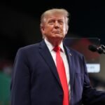 Trump prende in giro Hollywood per aver “baciatomi il culo” sul credito d’imposta cinematografico e televisivo