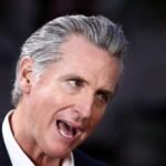 Gavin Newsom ordina alla California di mantenere il termine “AI” dopo il rebranding di “Super Intelligence” di Trump