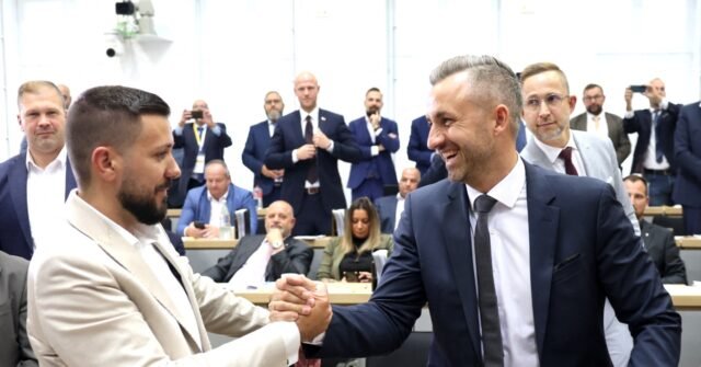 Violazione del firewall: l’AfD tedesca prende il controllo del primo parlamento statale nella storia del partito Violazione del firewall: l’AfD tedesca prende il controllo del primo parlamento statale nella storia del partito