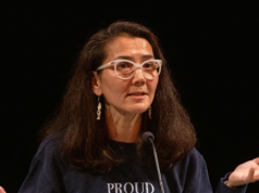 Cronicamente assente Mary Peltola percepiva lo stipendio più alto della legislatura dell’Alaska e fatturava ai contribuenti le vacanze alle Hawaii