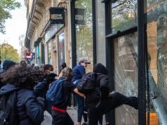 Livelli di saccheggi “senza precedenti” a Parigi con oltre 1.200 arresti