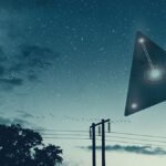 Misterioso oggetto triangolare volante rivelato negli ultimi file UAP
