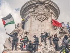 Trump: “Parigi diventerà molto presto una città musulmana”
