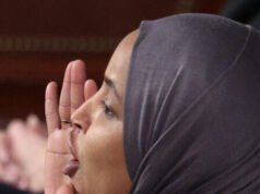 “Nessun nemico osa minacciarmi”: Ilhan Omar condivide un video con i somali Diss Track