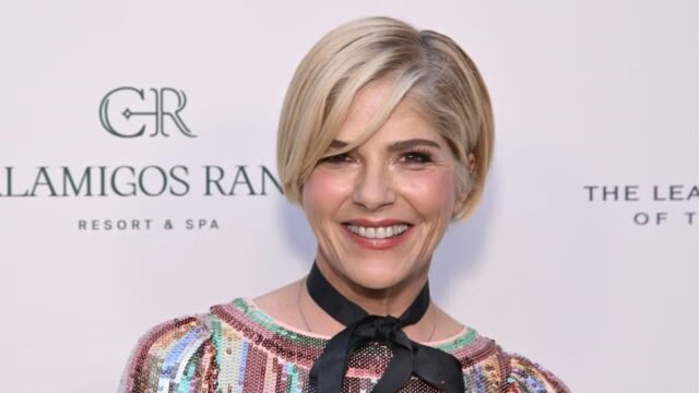 Selma Blair si scusa con le persone che ha “ferito o spaventato” dopo l’incidente aereo