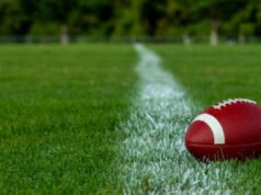 Owen Coyne, il giocatore di football della High School del Massachusetts, muore di emorragia cerebrale improvvisa