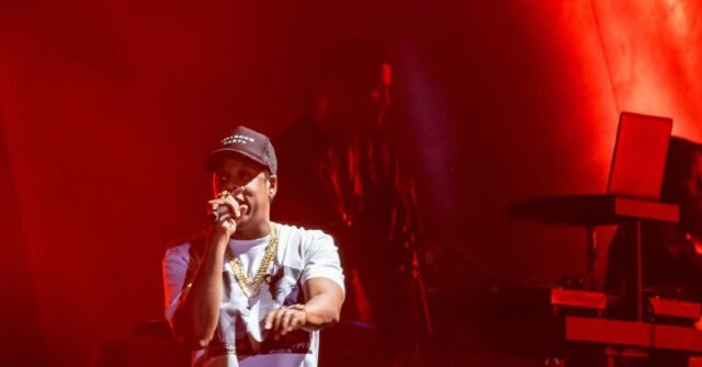 Jay-Z suonerà allo spettacolo dell’intervallo del Super Bowl al SoFi Stadium Jay-Z suonerà allo spettacolo dell’intervallo del Super Bowl al SoFi Stadium