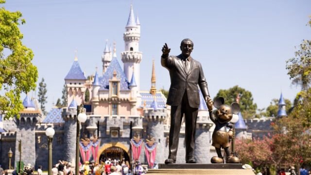 La divisione dei parchi a tema Disney elimina almeno 100 posti di lavoro La divisione dei parchi a tema Disney elimina almeno 100 posti di lavoro