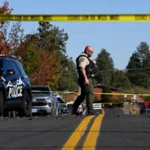 Ragazzo, 16 anni, uccide tre bambini e un insegnante in una sparatoria in una scuola dell’Oregon