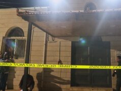 Sale a 9 il bilancio delle vittime dell’attacco alla chiesa; i funzionari accusano l’ideologia islamica “estremista”.