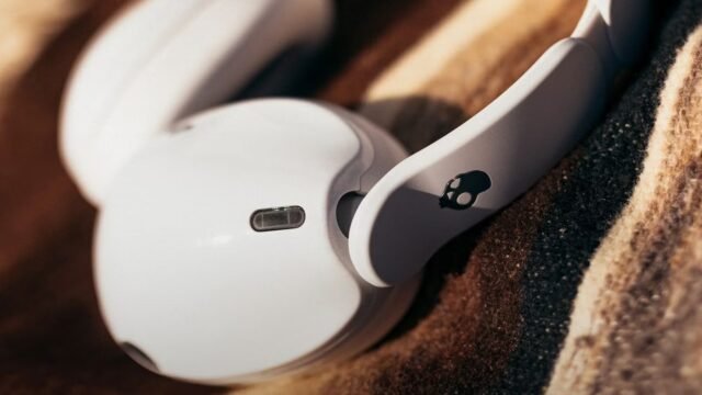 Queste cuffie Skullcandy ANC di solito volano sotto il radar, ma non quando sono scontate al 78%. Queste cuffie Skullcandy ANC di solito volano sotto il radar, ma non quando sono scontate al 78%.