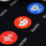 Reddit sta passando a una “esperienza di accesso” per proteggere i suoi contenuti e migliorare l’esperienza dei suoi utenti