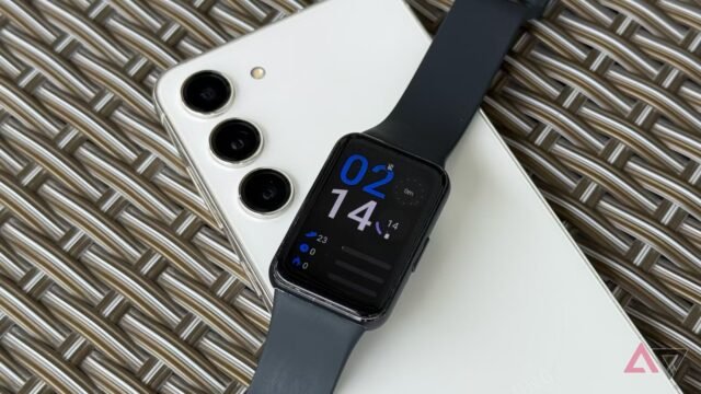 La fuga di Galaxy Fit 4 rivela tre colori e un design familiare La fuga di Galaxy Fit 4 rivela tre colori e un design familiare