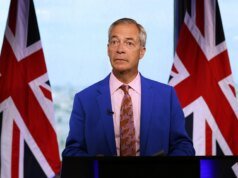 L’uomo britannico accusato di aver pianificato atti terroristici contro Nigel Farage è accusato anche dell’omicidio di un altro politico