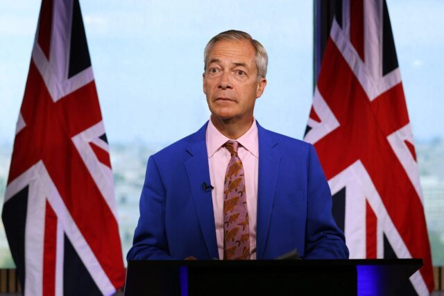 L’uomo britannico accusato di aver pianificato atti terroristici contro Nigel Farage è accusato anche dell’omicidio di un altro politico L’uomo britannico accusato di aver pianificato atti terroristici contro Nigel Farage è accusato anche dell’omicidio di un altro politico