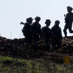 Israele si esercita per un attacco a sorpresa con massicce esercitazioni militari mentre gli esperti invocano la guerra del 1973