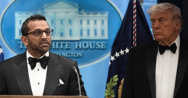 Pinkerton: Sotto Trump, l’FBI sta nuovamente prendendo di mira le spie straniere invece dei conservatori Pinkerton: Sotto Trump, l’FBI sta nuovamente prendendo di mira le spie straniere invece dei conservatori