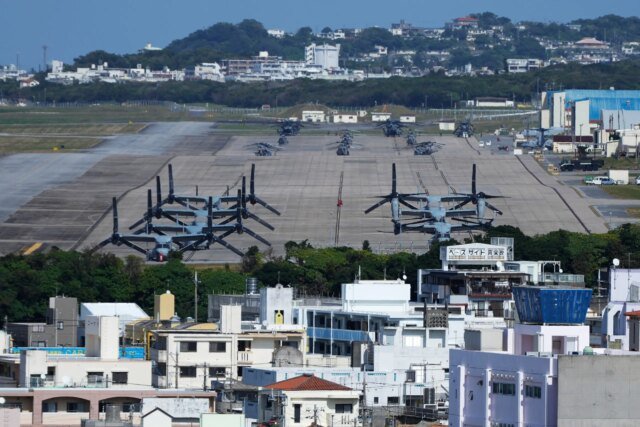Il presunto omicidio da parte dei marine spinge l’esercito statunitense a limitare la libertà fuori dalla base di Okinawa Il presunto omicidio da parte dei marine spinge l’esercito statunitense a limitare la libertà fuori dalla base di Okinawa
