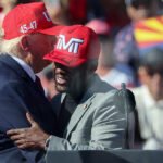 Trump si raduna in Arizona con la leggenda del pugilato Floyd Mayweather