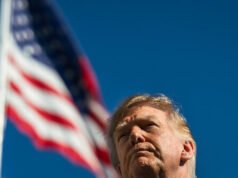 Trump afferma che le manifestazioni “leggendarie” aumentano l’entusiasmo di medio termine per i repubblicani