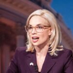 PolitiFact valuta le due pubblicità di attacco di Ashley Hinson sostenute dai democratici “per lo più false”