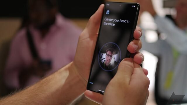 Google potrebbe risolvere Pixel Face Unlock al buio