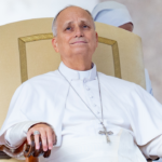 Papa Leone XIV non ha bisogno di ulteriori cure contro il cancro dopo la rimozione del tumore ai polmoni, dicono i medici