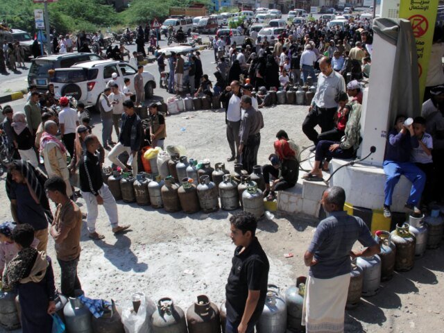 Più di 250.000 sfollati nello Yemen dopo l’escalation dei combattimenti: UNHCR Più di 250.000 sfollati nello Yemen dopo l’escalation dei combattimenti: UNHCR