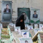 Dopo il funerale del ‘martire’: le famiglie lasciate dalla guerra in Yemen